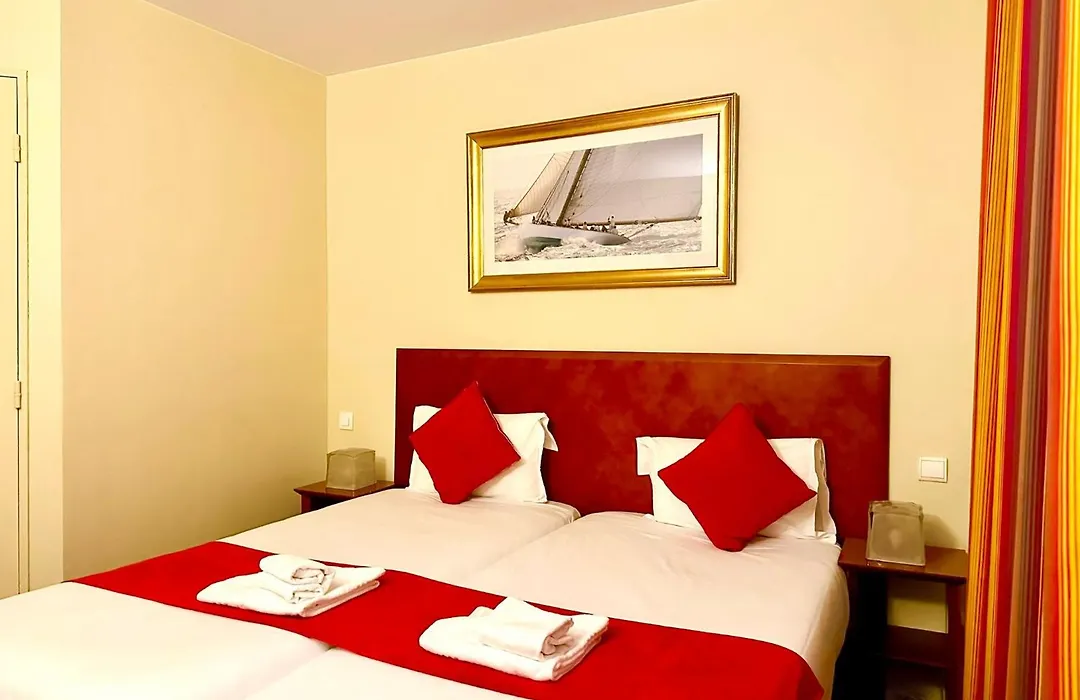 Hotel Bellevue Montmartre-1